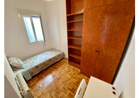 Mieszkanie do wynajęcia - Calle de Málaga Madrid, Hiszpania, 130 m², 724 USD (2801 PLN), NET-97618782