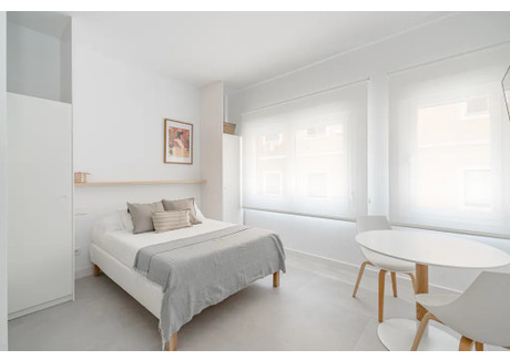Mieszkanie do wynajęcia - Calle Nicolás Godoy Madrid, Hiszpania, 35 m², 1337 USD (5389 PLN), NET-97676782