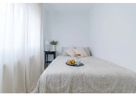Mieszkanie do wynajęcia - Calle del Conde de Vistahermosa Madrid, Hiszpania, 89 m², 505 USD (2036 PLN), NET-97776420