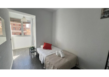 Mieszkanie do wynajęcia - Gran Via de les Corts Catalanes Barcelona, Hiszpania, 120 m², 625 USD (2557 PLN), NET-97805121