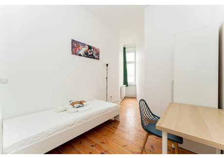 Mieszkanie do wynajęcia - Nordkapstraße Berlin, Niemcy, 111 m², 725 USD (2907 PLN), NET-97944149