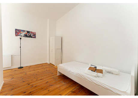 Mieszkanie do wynajęcia - Nordkapstraße Berlin, Niemcy, 111 m², 729 USD (2821 PLN), NET-97944334