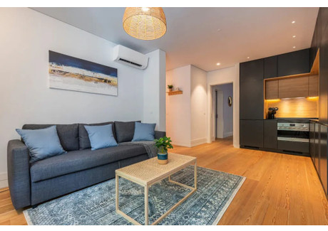 Mieszkanie do wynajęcia - Rua Barata Salgueiro Lisbon, Portugalia, 55 m², 3337 USD (12 913 PLN), NET-97971300