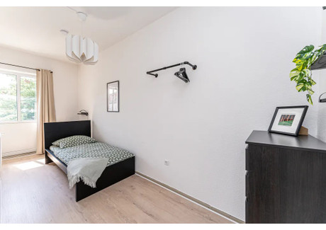 Mieszkanie do wynajęcia - Friedlander Straße Berlin, Niemcy, 101 m², 707 USD (2850 PLN), NET-98097412