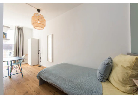 Mieszkanie do wynajęcia - Nazarethkirchstraße Berlin, Niemcy, 68 m², 751 USD (3026 PLN), NET-98257562