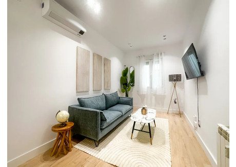 Mieszkanie do wynajęcia - Calle de Padilla Madrid, Hiszpania, 87 m², 974 USD (3924 PLN), NET-98329449