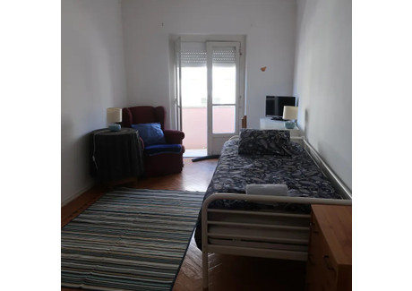 Mieszkanie do wynajęcia - Rua Francisco de Holanda Lisbon, Portugalia, 98 m², 311 USD (1289 PLN), NET-98367156