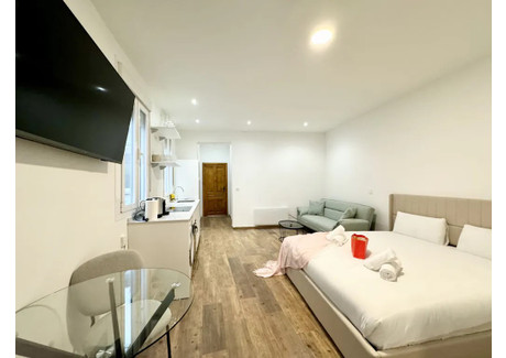 Mieszkanie do wynajęcia - Calle de Hortaleza Madrid, Hiszpania, 30 m², 1603 USD (6283 PLN), NET-98643430