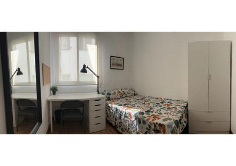 Mieszkanie do wynajęcia - Calle de Fernando el Católico Madrid, Hiszpania, 40 m², 811 USD (3213 PLN), NET-98791751