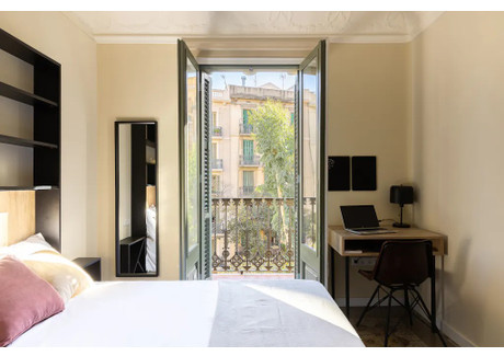 Mieszkanie do wynajęcia - Carrer de la Concòrdia Barcelona, Hiszpania, 145 m², 959 USD (3710 PLN), NET-98791828