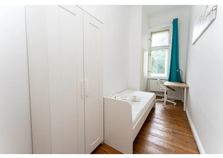 Mieszkanie do wynajęcia - Bornholmer Straße Berlin, Niemcy, 81 m², 707 USD (2765 PLN), NET-99317563