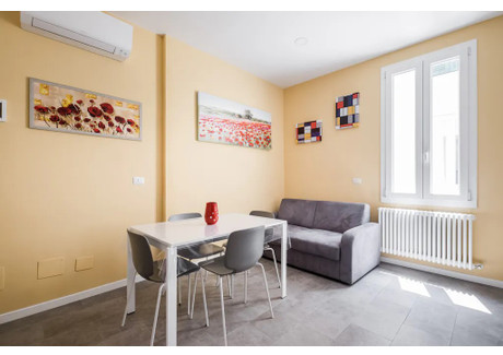 Mieszkanie do wynajęcia - Via delle Belle Arti Bologna, Włochy, 80 m², 2572 USD (10 315 PLN), NET-99436828