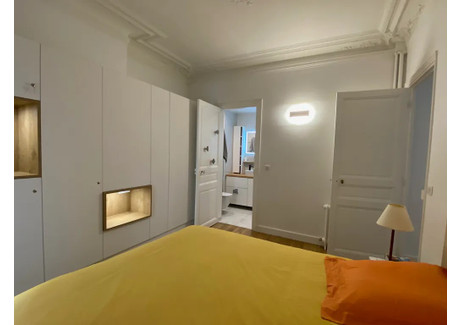 Mieszkanie do wynajęcia - Avenue de la République Paris, Francja, 75 m², 3031 USD (12 154 PLN), NET-99496402