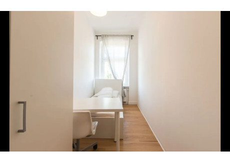 Mieszkanie do wynajęcia - Schulstraße Berlin, Niemcy, 116 m², 750 USD (2882 PLN), NET-99622322