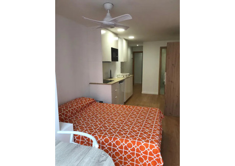 Mieszkanie do wynajęcia - Carrer Músic Ginés Valencia, Hiszpania, 20 m², 733 USD (2996 PLN), NET-99623316