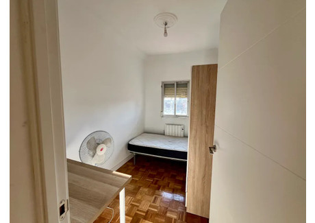 Mieszkanie do wynajęcia - V.C. Puente de Vallecas - A Madrid, Hiszpania, 55 m², 571 USD (2233 PLN), NET-99752939