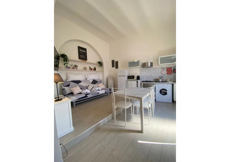 Mieszkanie do wynajęcia - Via dei Volsci Rome, Włochy, 50 m², 1734 USD (6660 PLN), NET-99775214