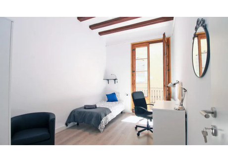 Mieszkanie do wynajęcia - Carrer del Pas de l'Ensenyança Barcelona, Hiszpania, 200 m², 838 USD (3219 PLN), NET-99772879