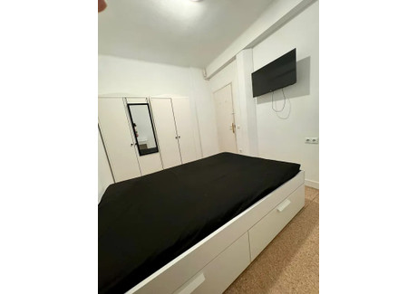 Mieszkanie do wynajęcia - Travessera de Gràcia Barcelona, Hiszpania, 50 m², 667 USD (2583 PLN), NET-99903007