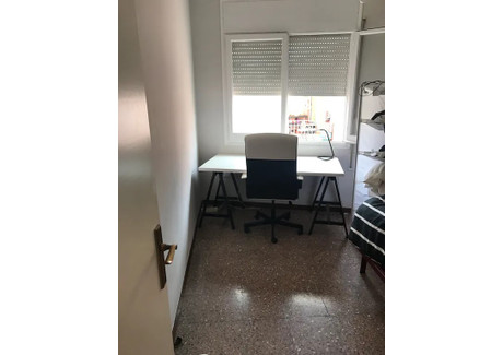 Mieszkanie do wynajęcia - Carrer de Mallorca Barcelona, Hiszpania, 88 m², 443 USD (1701 PLN), NET-90197787