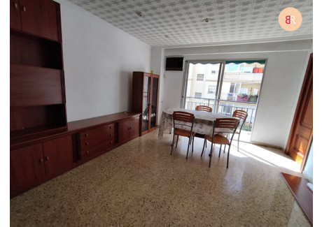 Mieszkanie do wynajęcia - Calle Campoamor Valencia, Hiszpania, 142 m², 417 USD (1598 PLN), NET-92761051