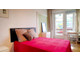 Mieszkanie do wynajęcia - Paseo de la Castellana Madrid, Hiszpania, 250 m², 729 USD (2874 PLN), NET-92839165