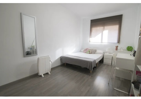 Mieszkanie do wynajęcia - Avinguda del Primat Reig Valencia, Hiszpania, 108 m², 473 USD (1812 PLN), NET-92839928