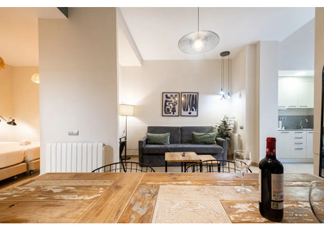 Mieszkanie do wynajęcia - Carrer de Fernández Duró Barcelona, Hiszpania, 25 m², 2170 USD (8312 PLN), NET-93278415