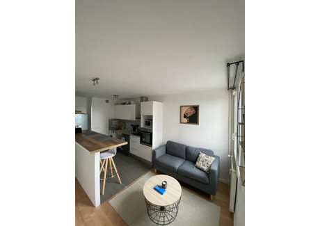 Mieszkanie do wynajęcia - Place de l'Ermitage Saint-Denis, Francja, 73 m², 643 USD (2533 PLN), NET-93518303