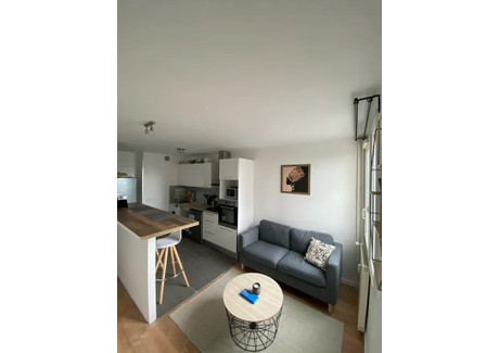 Mieszkanie do wynajęcia - Place de l'Ermitage Saint-Denis, Francja, 73 m², 620 USD (2535 PLN), NET-93518303