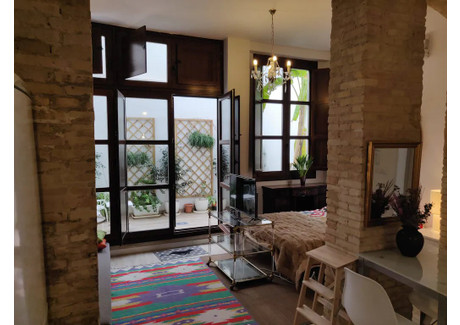 Mieszkanie do wynajęcia - Carrer Vidal de Canelles Valencia, Hiszpania, 45 m², 994 USD (4155 PLN), NET-93671052