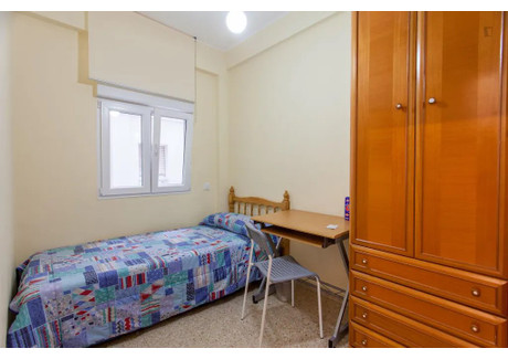 Mieszkanie do wynajęcia - Avinguda de la Malva - Rosa Valencia, Hiszpania, 90 m², 292 USD (1193 PLN), NET-93923188