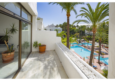 Mieszkanie na sprzedaż - Puerto Banús Marbella, Hiszpania, 160 m², 962 685 USD (3 792 980 PLN), NET-89174901