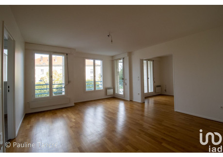 Mieszkanie na sprzedaż - Rueil-Malmaison, Francja, 67 m², 240 217 USD (941 651 PLN), NET-92862398