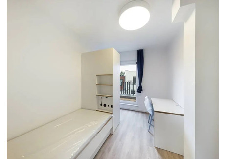 Mieszkanie do wynajęcia - Rathenaustraße Berlin, Niemcy, 136 m², 711 USD (2917 PLN), NET-102733645