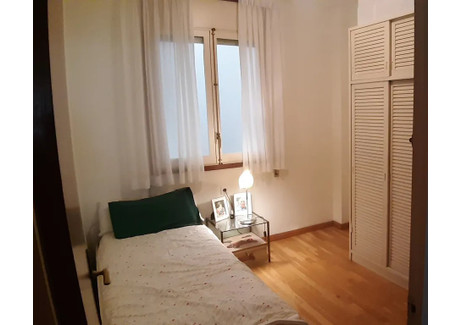 Mieszkanie do wynajęcia - Carrer de Casp Barcelona, Hiszpania, 110 m², 695 USD (2786 PLN), NET-65791990