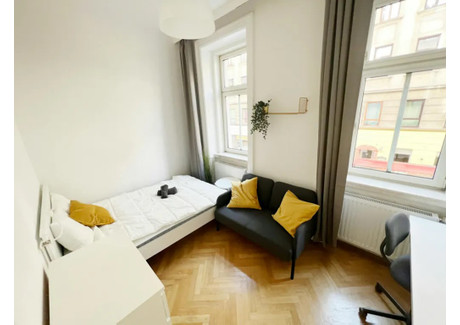 Mieszkanie do wynajęcia - Neustiftgasse Vienna, Austria, 72 m², 714 USD (2792 PLN), NET-94288463