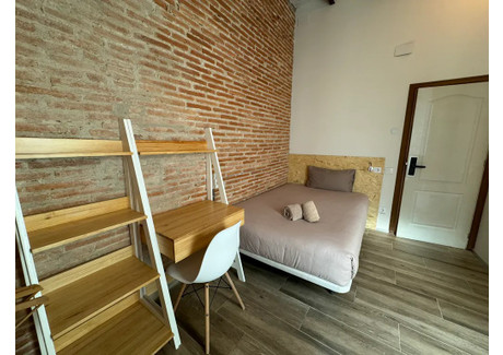 Mieszkanie do wynajęcia - Travessera de Gràcia Barcelona, Hiszpania, 60 m², 613 USD (2354 PLN), NET-94677742