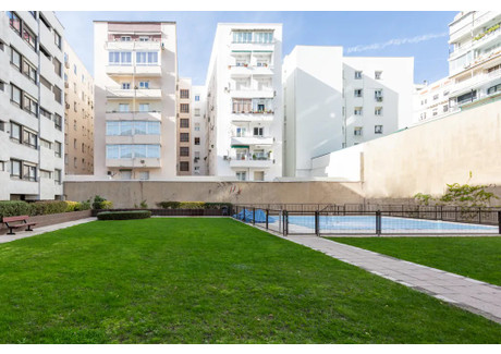 Mieszkanie do wynajęcia - Calle de Zurbano Madrid, Hiszpania, 50 m², 3401 USD (13 400 PLN), NET-94701790