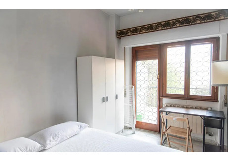 Mieszkanie do wynajęcia - Via dei Radiotelegrafisti Rome, Włochy, 120 m², 672 USD (2648 PLN), NET-95326291