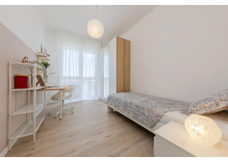 Mieszkanie do wynajęcia - Via Tirana Padova, Włochy, 139 m², 559 USD (2286 PLN), NET-95836889