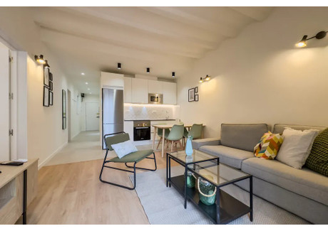 Mieszkanie do wynajęcia - Carrer de Sant Antoni Abat Barcelona, Hiszpania, 52 m², 1684 USD (6636 PLN), NET-96018325
