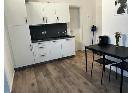 Mieszkanie do wynajęcia - Neckarstraße Stuttgart, Niemcy, 38 m², 1232 USD (4966 PLN), NET-96213222