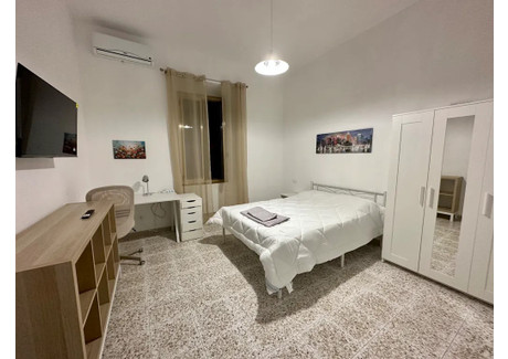 Mieszkanie do wynajęcia - Viale dello Scalo San Lorenzo Rome, Włochy, 110 m², 838 USD (3217 PLN), NET-96637457