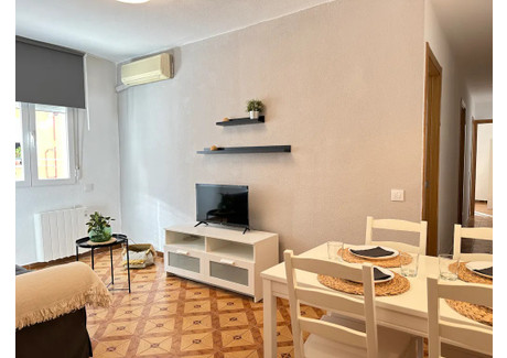 Mieszkanie do wynajęcia - Calle de Julia Nebot Madrid, Hiszpania, 63 m², 1426 USD (5577 PLN), NET-96810606