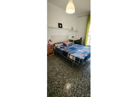 Mieszkanie do wynajęcia - Carrer de Santa Albina Barcelona, Hiszpania, 140 m², 596 USD (2396 PLN), NET-96810794