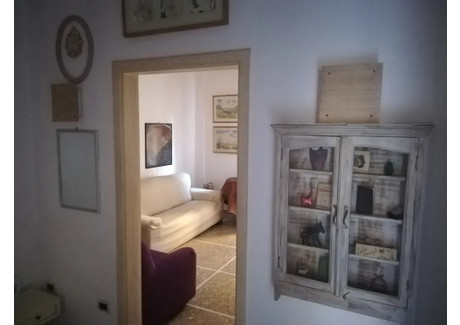 Mieszkanie do wynajęcia - Via Giovan Filippo Mariti Florence, Włochy, 90 m², 1570 USD (6420 PLN), NET-97288503