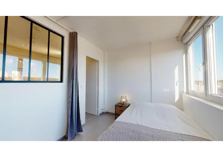 Mieszkanie do wynajęcia - Rue de Saint-Cyr Lyon, Francja, 85 m², 587 USD (2311 PLN), NET-97404055