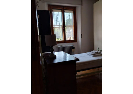 Mieszkanie do wynajęcia - Via Fratelli Zeno Florence, Włochy, 127 m², 1250 USD (5113 PLN), NET-97546821