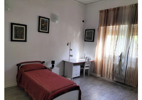 Mieszkanie do wynajęcia - Via 1 Settembre Florence, Włochy, 85 m², 527 USD (2156 PLN), NET-98449081